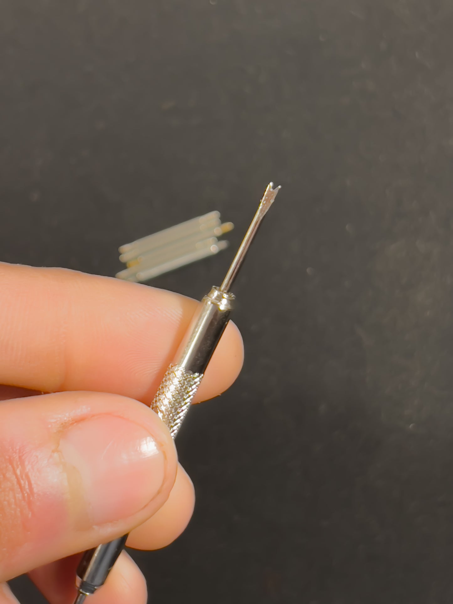 Poussoir de montre | Outil de démontage de bracelet et de barrette de montre – vingtsecondes