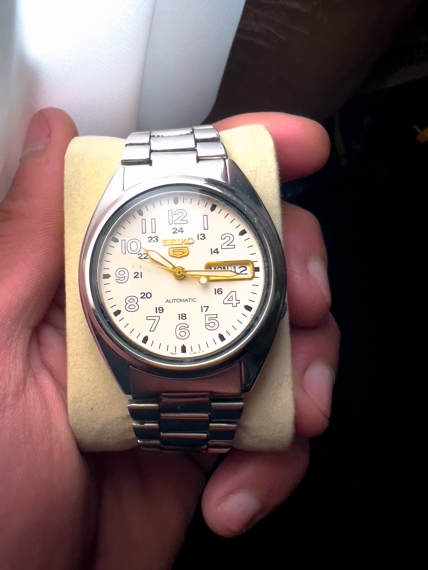 Seiko 5 SNX801 — Iconic Cream Dial Everyday Automatic (Curated by vingtsecondes)