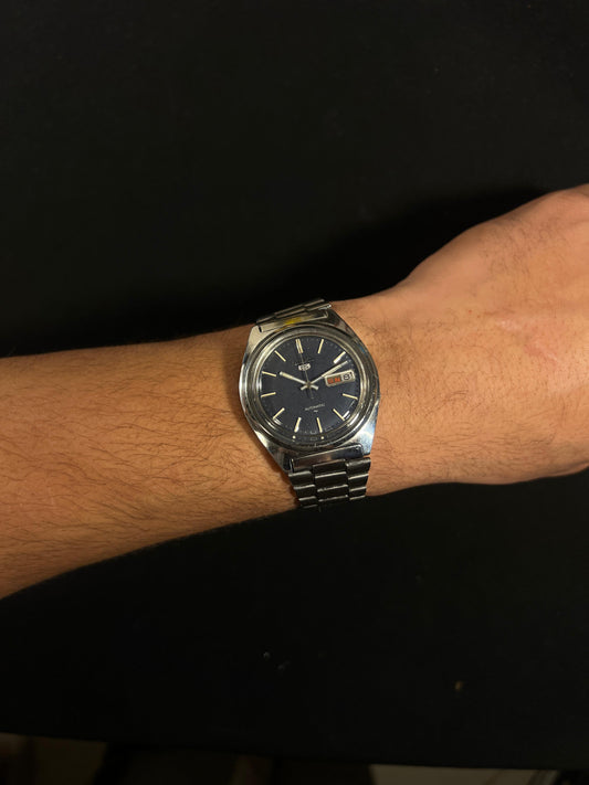 Seiko 7009-8750 Day-Date — Blue Dial Vintage Classic (Selected by vingtsecondes)