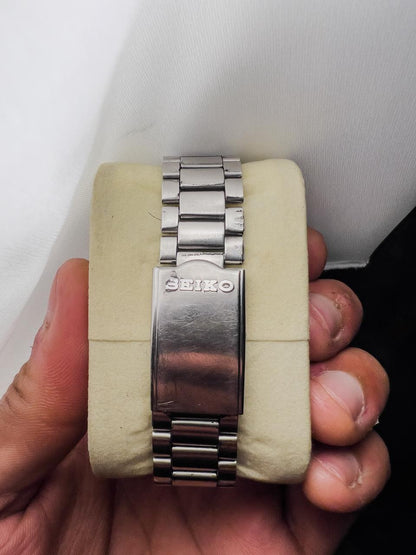 Montre homme Seiko automatique 17 rubis vintage cadran gris anthracite jour-date acier inoxydable