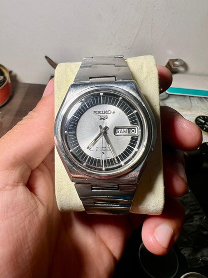 Vintage Seiko 5 Automatic Watch – 1970s 6119 Two-Tone Dial, 21 Jewels, Day-Date, Stainless Steel Men's Watch